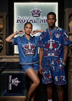 Royal Mob Collection